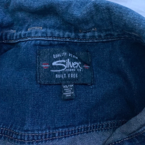 Silver jean jacket with fabric arms! - Picture 3 of 3